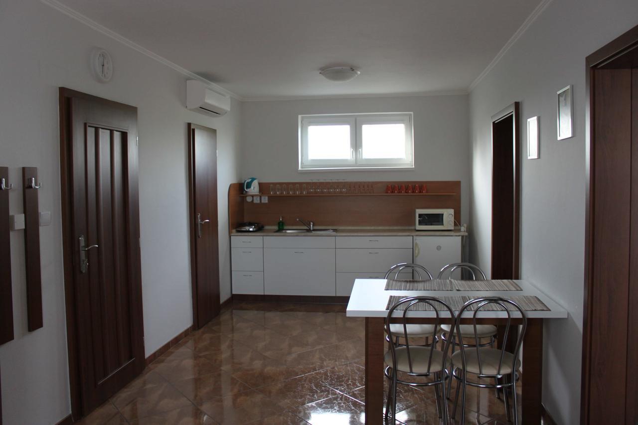 Privat Arcadia Apartment Podhájska Екстериор снимка