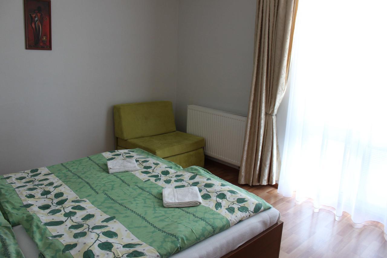 Privat Arcadia Apartment Podhájska Екстериор снимка